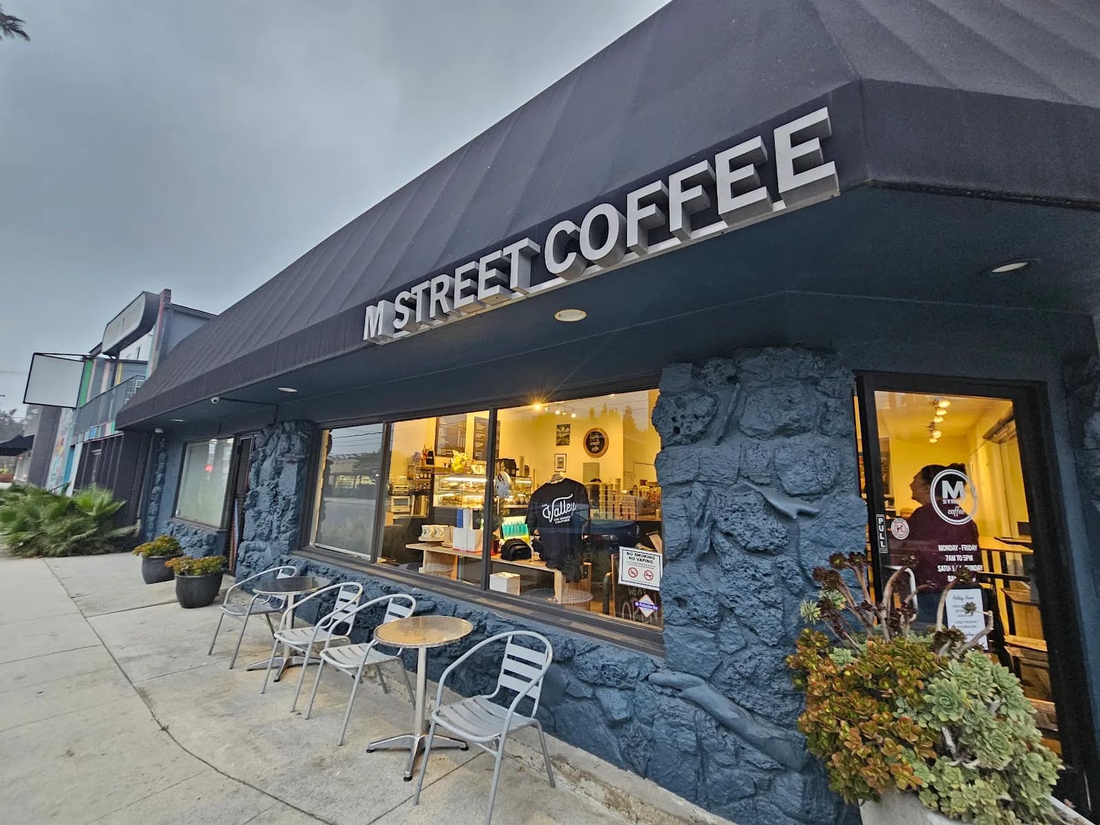 M Street Coffee in Los Angeles, specialty coffee cafe