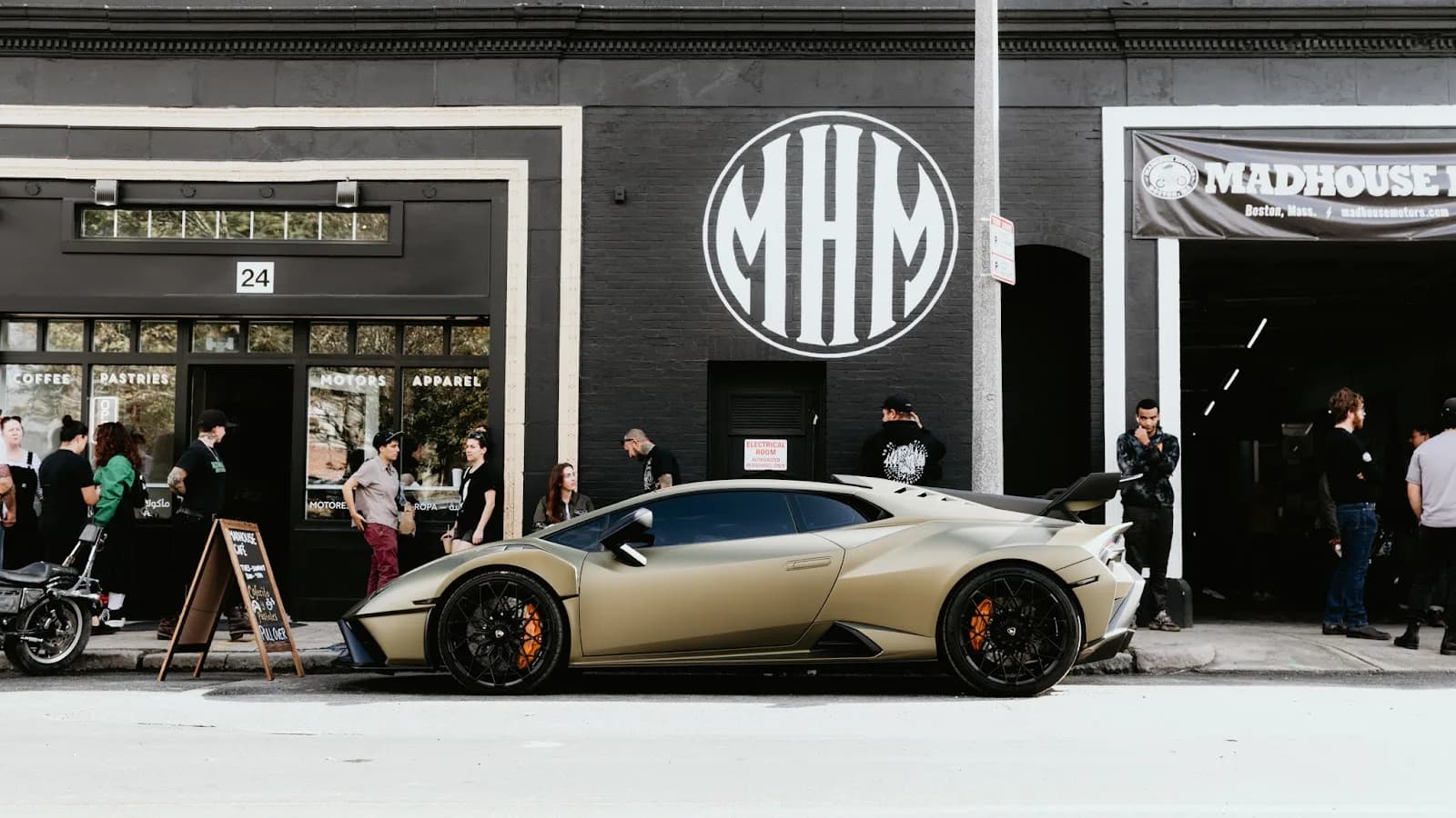 Madhouse Cafe in Boston, specialty coffee cafe
