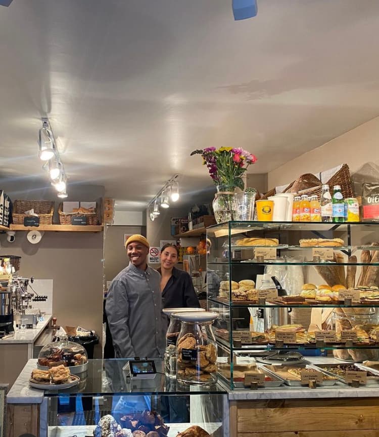 Madman Espresso & Bakery in New York City, specialty coffee cafe