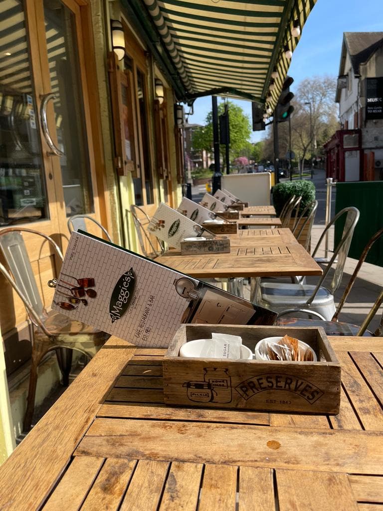 Maggies Cafe & Restaurant. in London, specialty coffee cafe