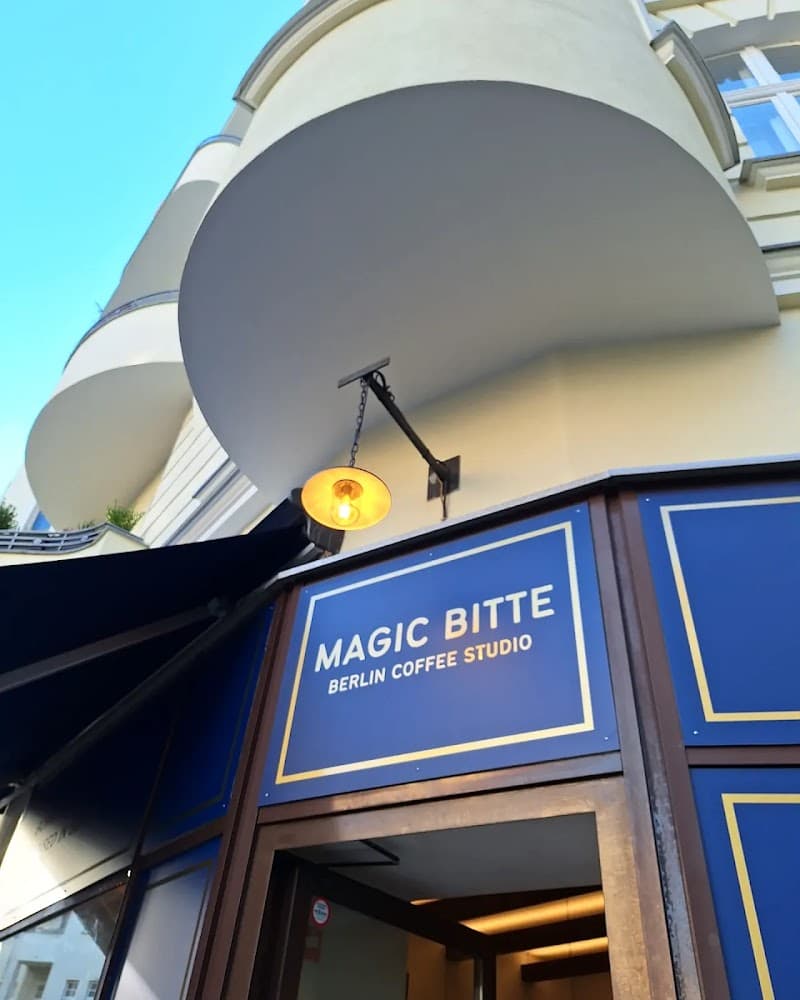 Magic Bitte in Berlin, specialty coffee cafe
