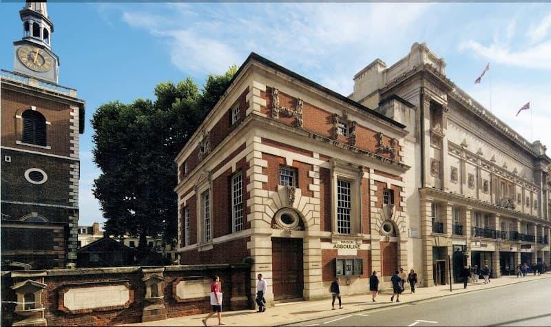 Maison Assouline in London, specialty coffee cafe