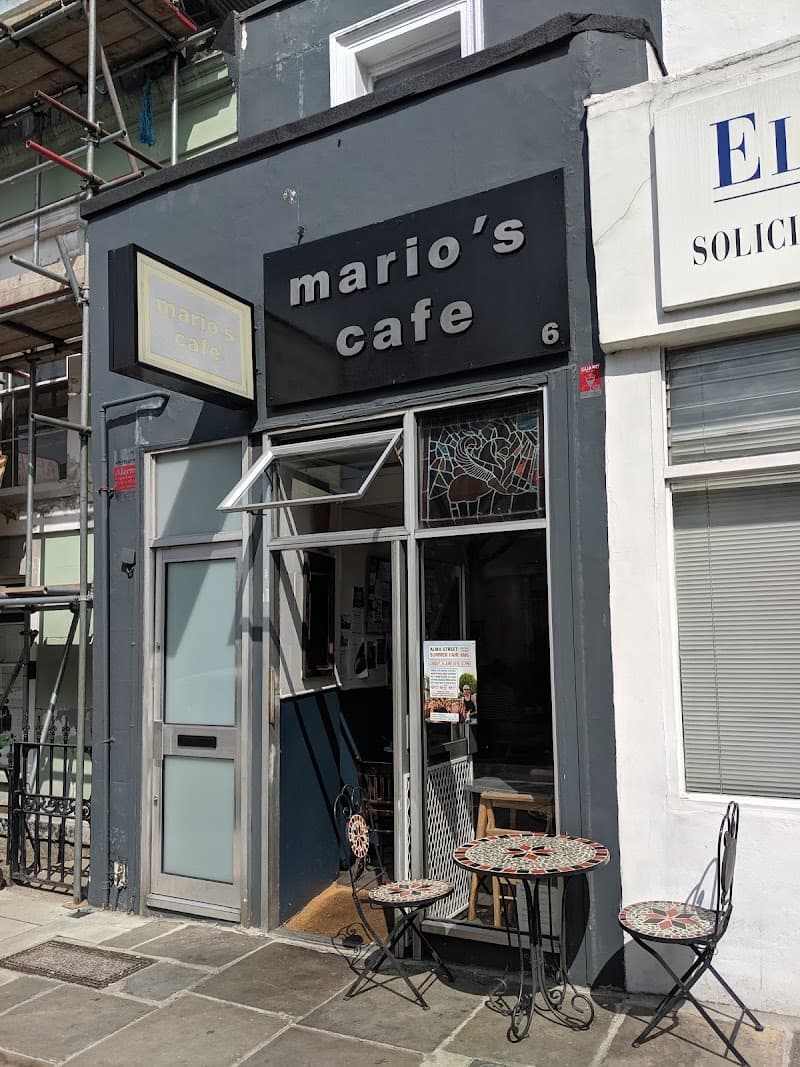 Marios Cafe in London, specialty coffee cafe