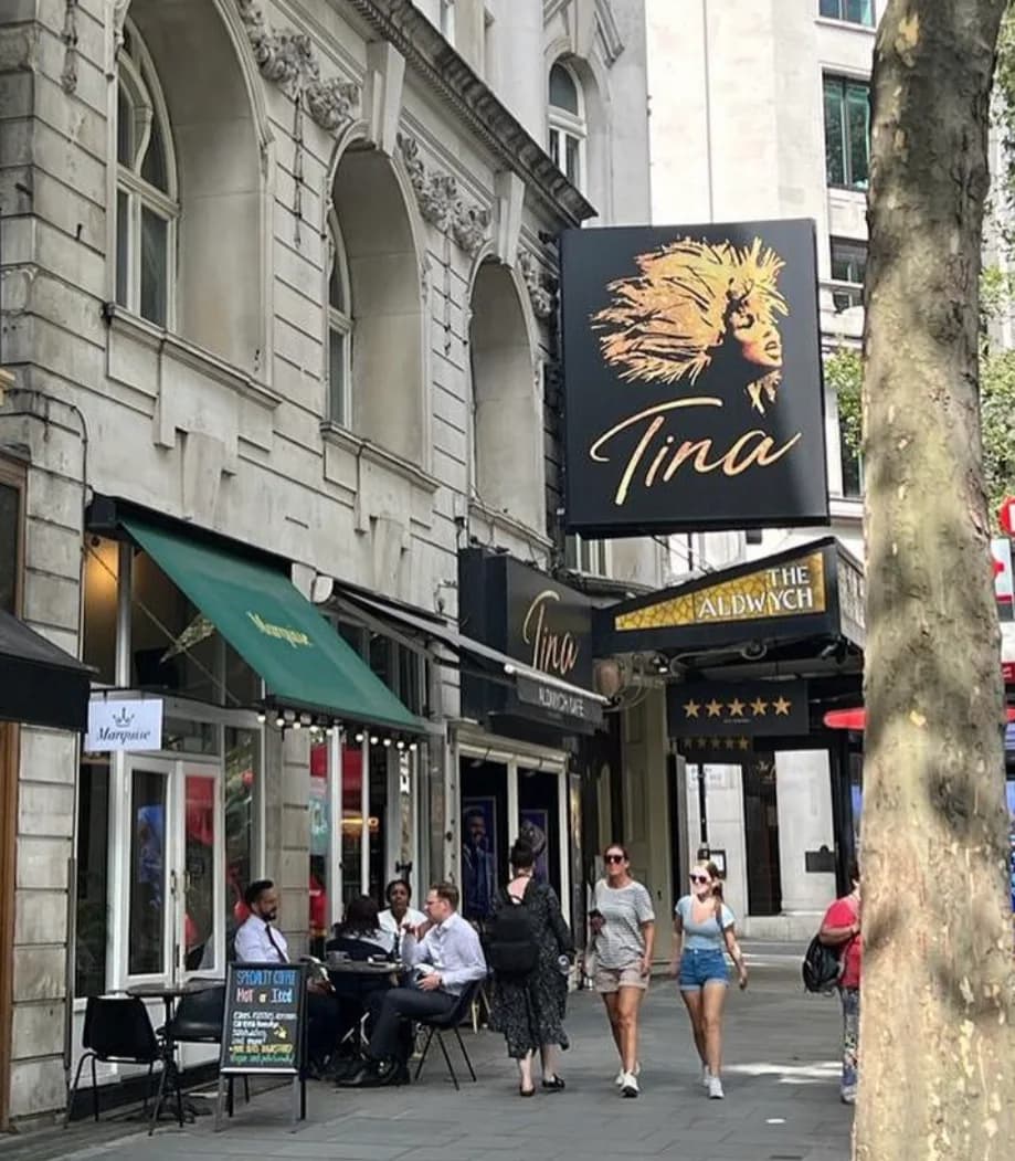 Marquise Coffee Shop in London, specialty coffee cafe