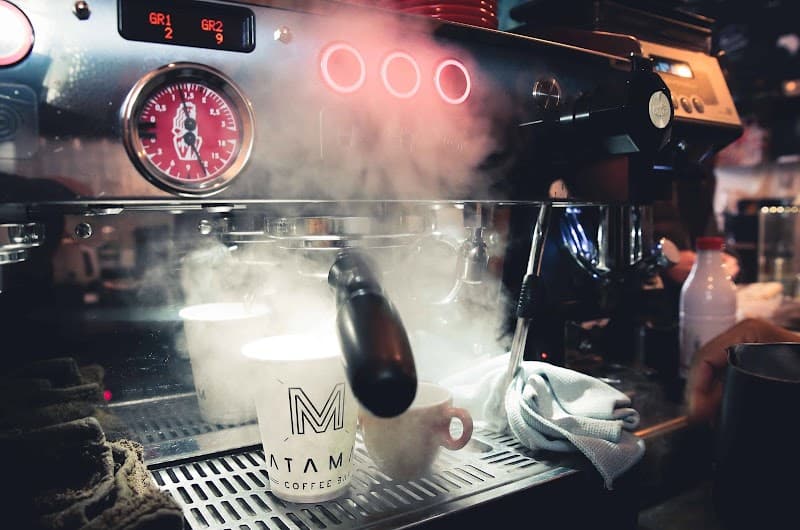 Matamata Coffee in Paris, specialty coffee cafe