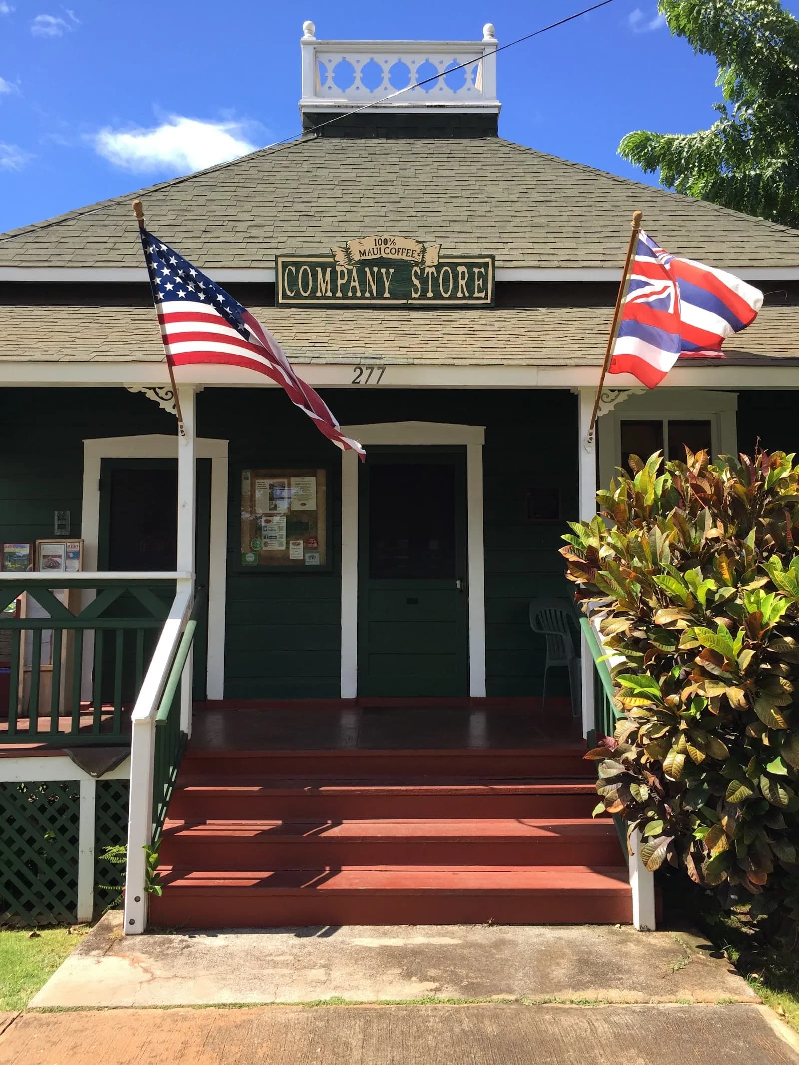 MauiGrown Coffee in Lahaina, specialty coffee roaster
