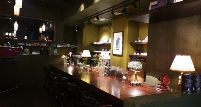 Miyakoshiya Coffee Ginza in Tokyo, specialty coffee cafe