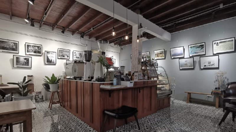 MONOCHROME in Bangkok, specialty coffee cafe