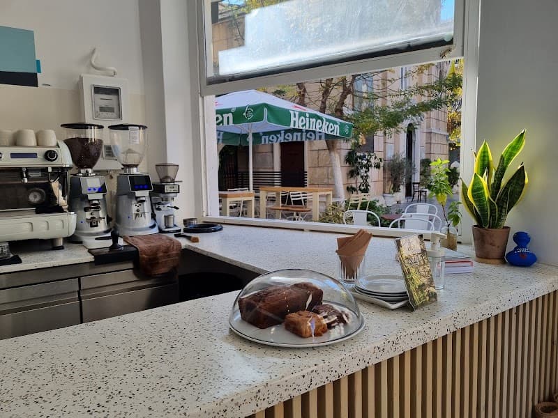 Myller Coffee Shop in Athens, specialty coffee cafe