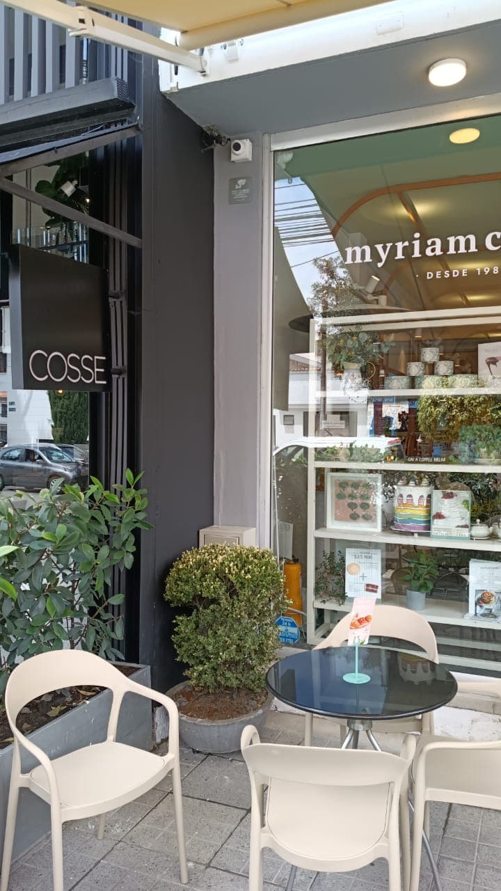 Myriam Camhi in Bogotá, specialty coffee cafe