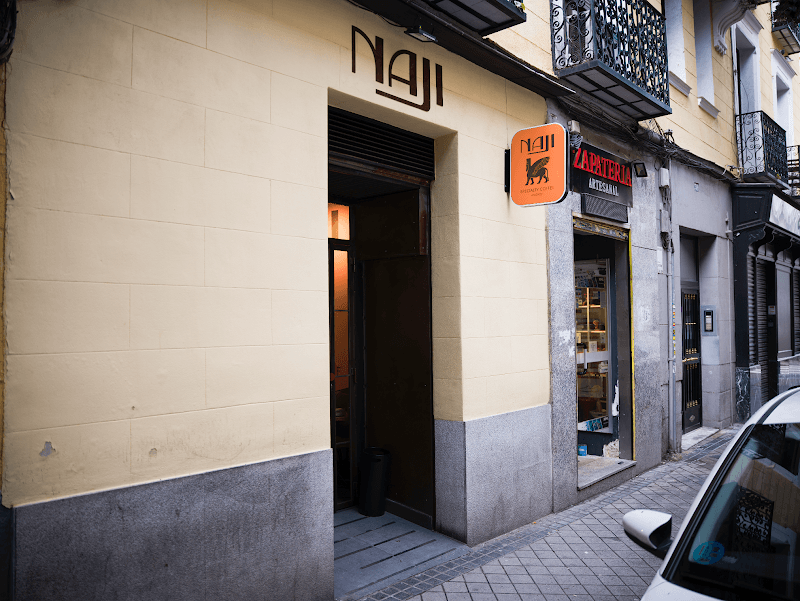 NAJI SPECIALTY COFFEE in Madrid, specialty coffee cafe