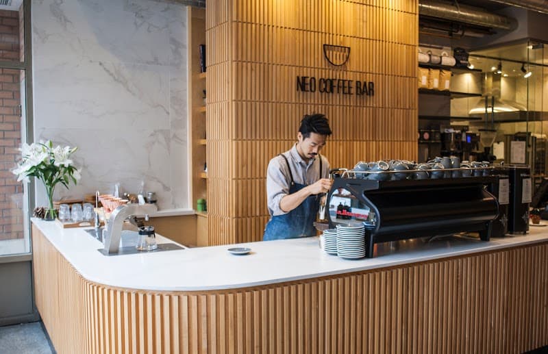 NEO COFFEE BAR BAY X COLLEGE in Toronto, specialty coffee cafe