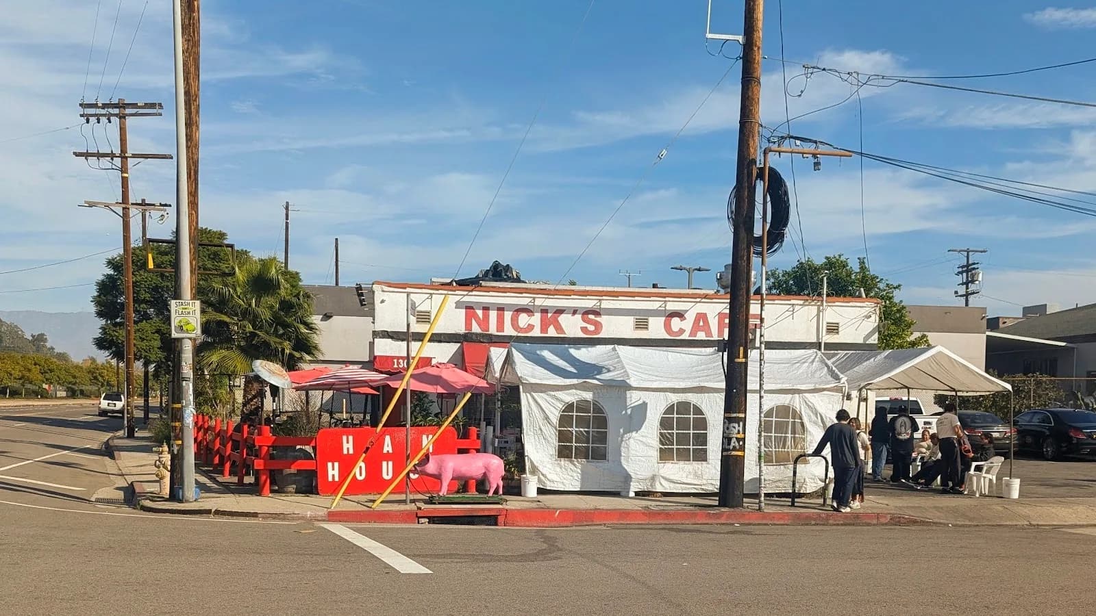 Nick's Cafe in Los Angeles, specialty coffee cafe