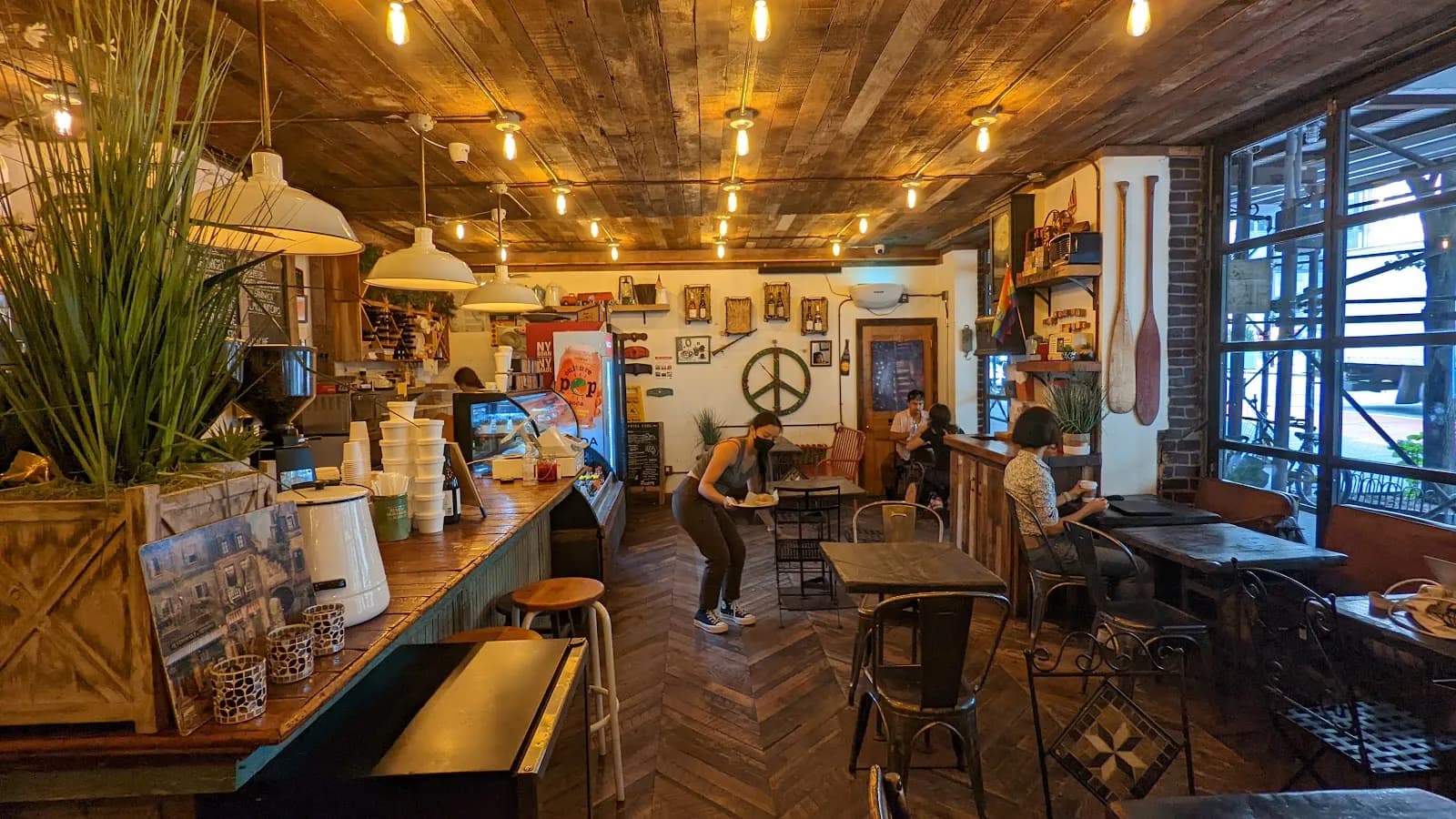 Old Country Coffee in New York City, specialty coffee cafe