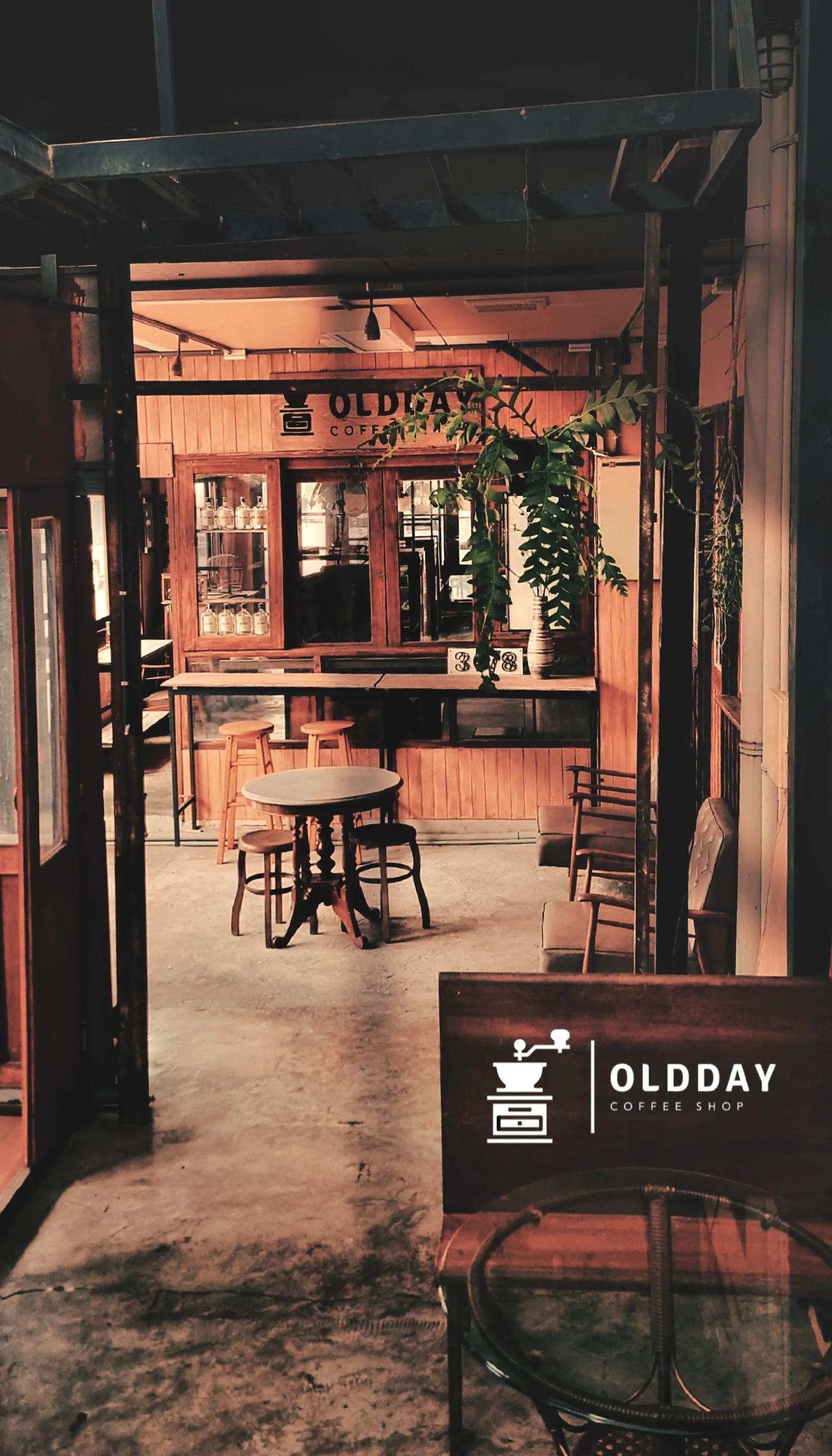 OLDDAY COFFEE SHOP (V60) in Bangkok, specialty coffee cafe