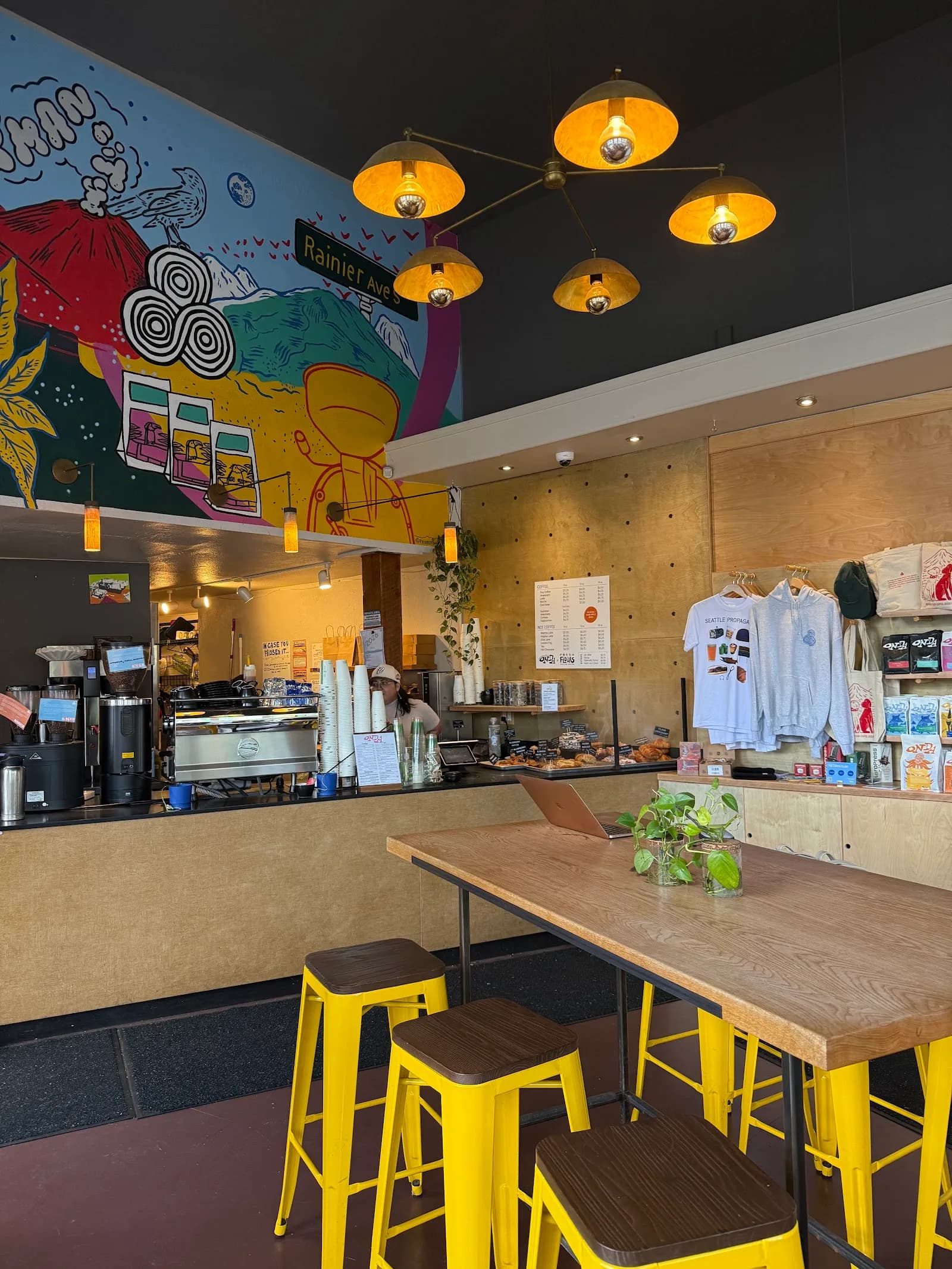 Onda Origins Cafe & Roastery in Seattle, specialty coffee cafe