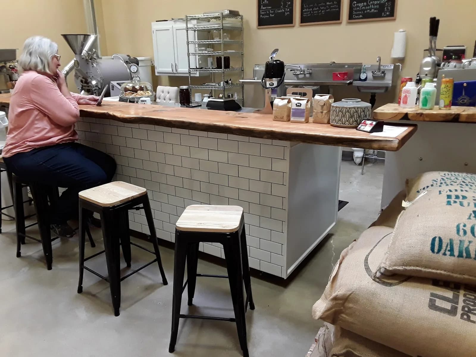 Oval Dogs Coffee in Rio Rancho, specialty coffee roaster