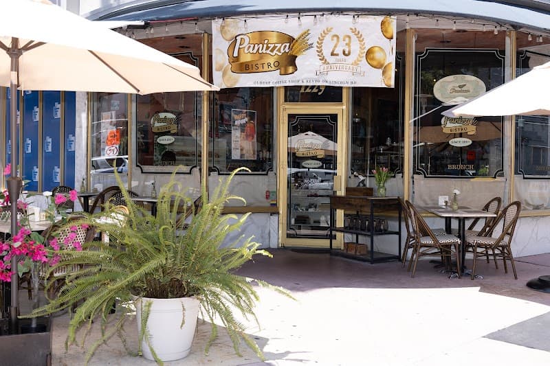 Panizza Bistro in Miami, specialty coffee cafe