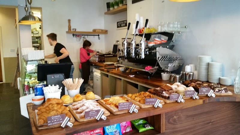 Papii in Edinburgh, specialty coffee cafe