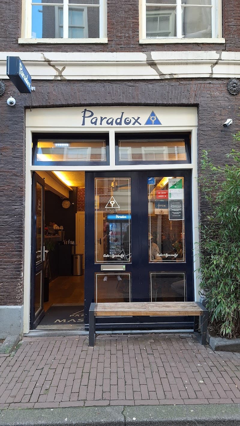 Paradox Coffeeshop in Amsterdam, specialty coffee cafe