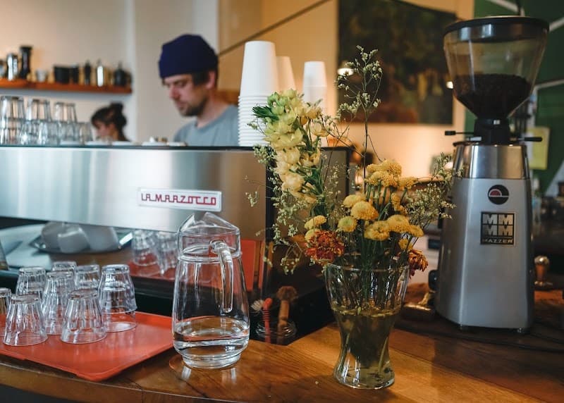 PASSENGER Elsenstr. in Berlin, specialty coffee roaster
