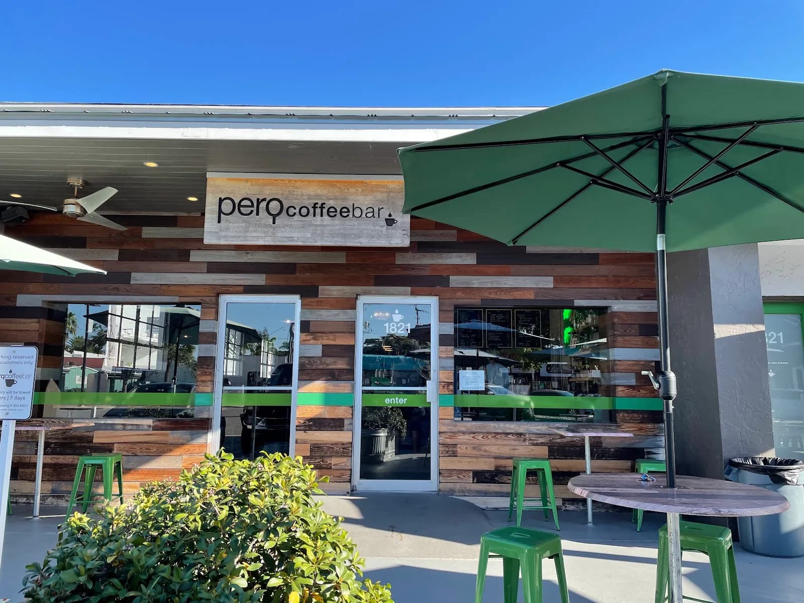 Perq Coffee Bar in Sarasota, specialty coffee cafe