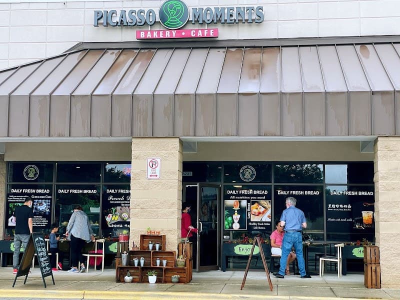 Picasso Moments Bakery, Cafe, & Boba Tea in Orlando, specialty coffee cafe