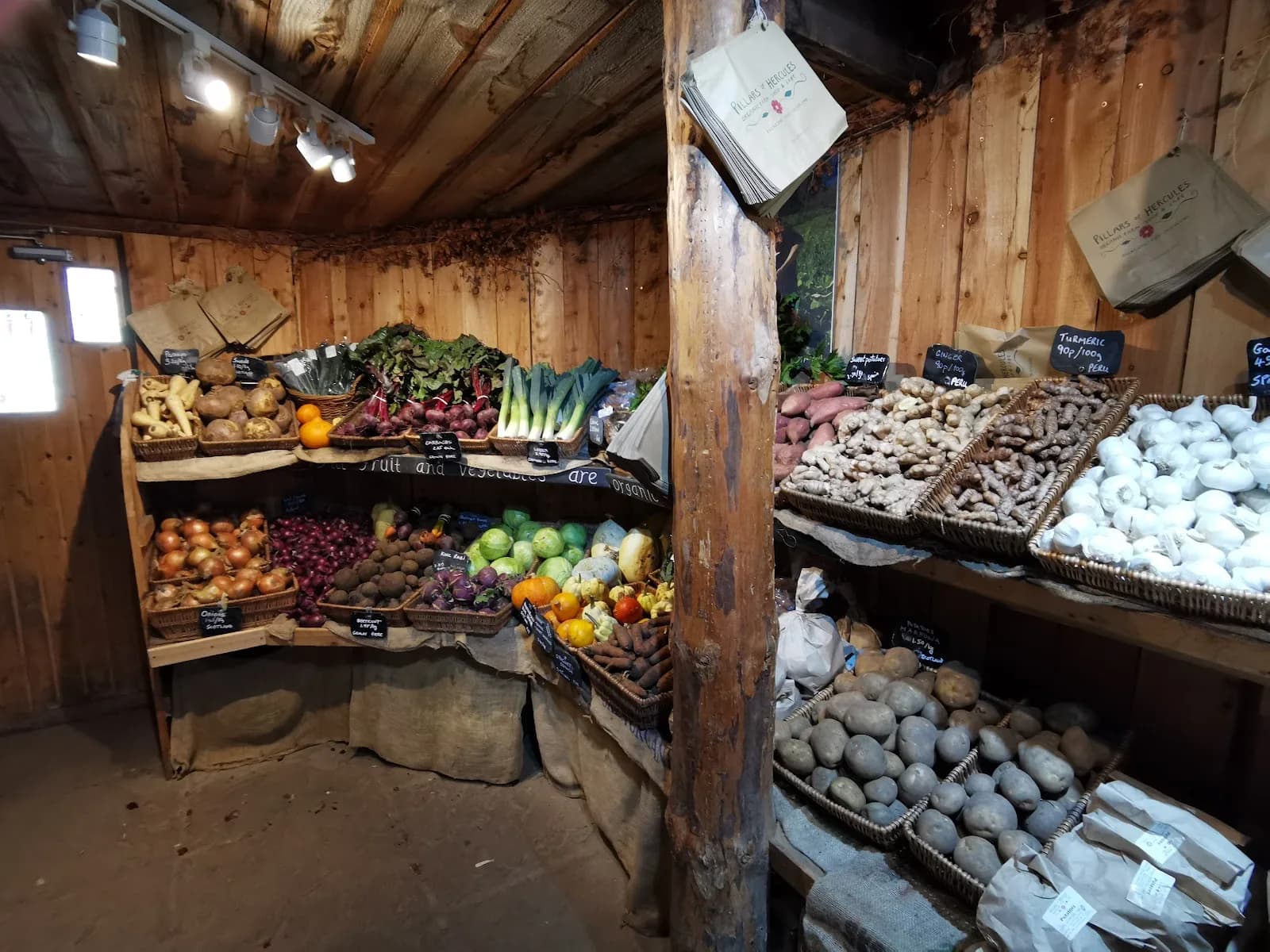 Pillars Of Hercules Organic Farm Shop & Cafe in Glenrothes, specialty coffee cafe