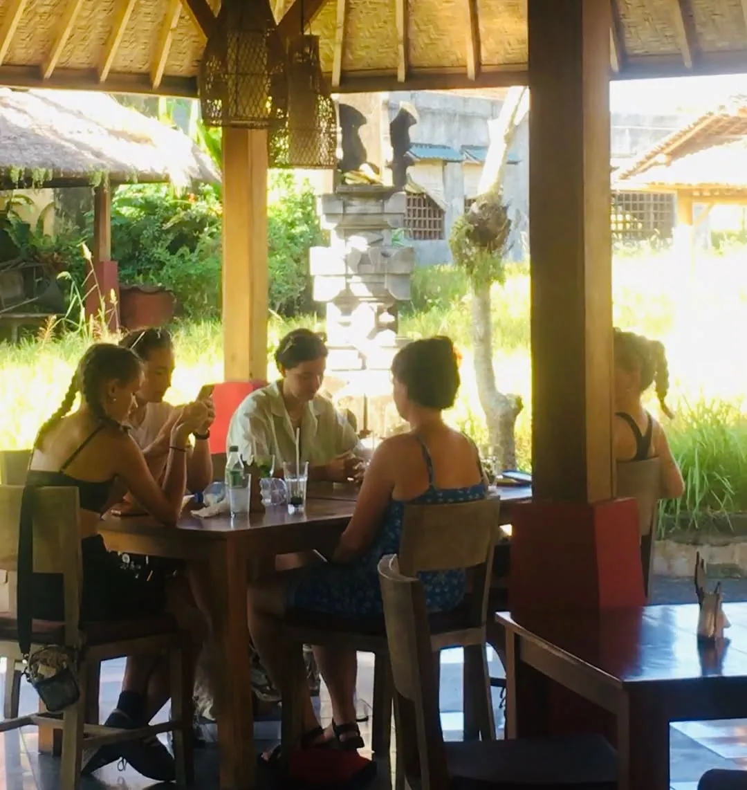 Pissari Bali Cafe in Ubud, specialty coffee cafe