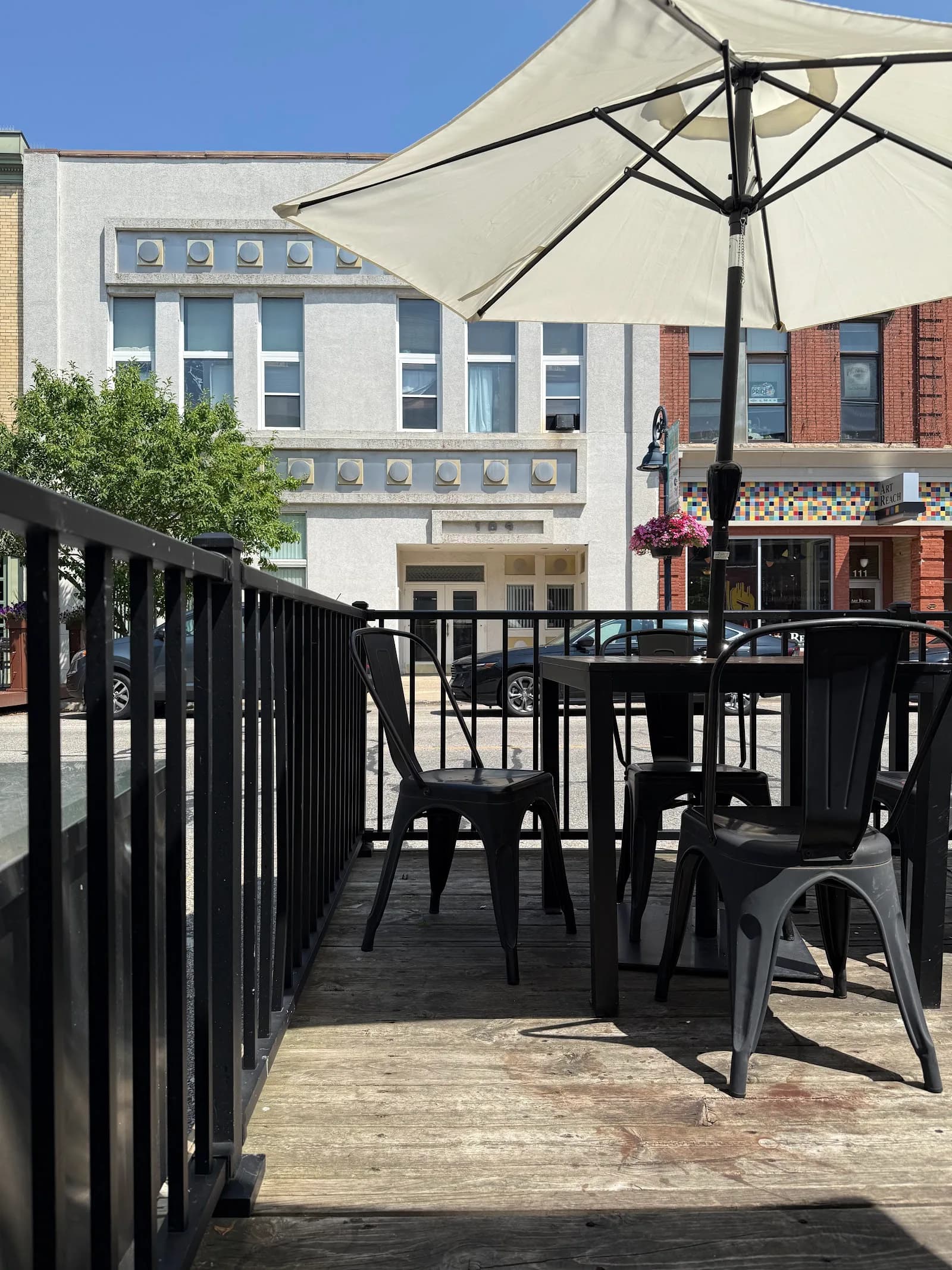 Ponder Coffee Company - Downtown in Mount Pleasant, specialty coffee cafe