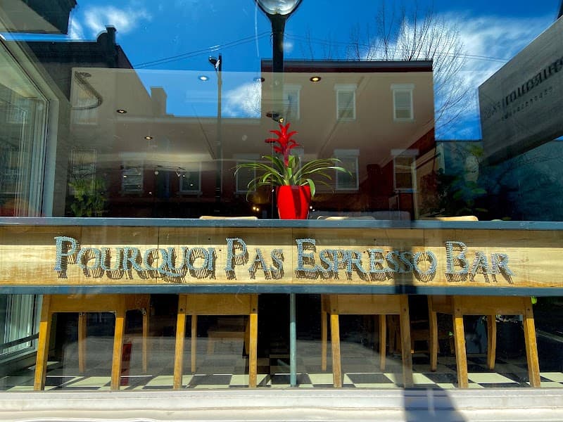 Pourquoi Pas espresso bar in Montreal, specialty coffee cafe