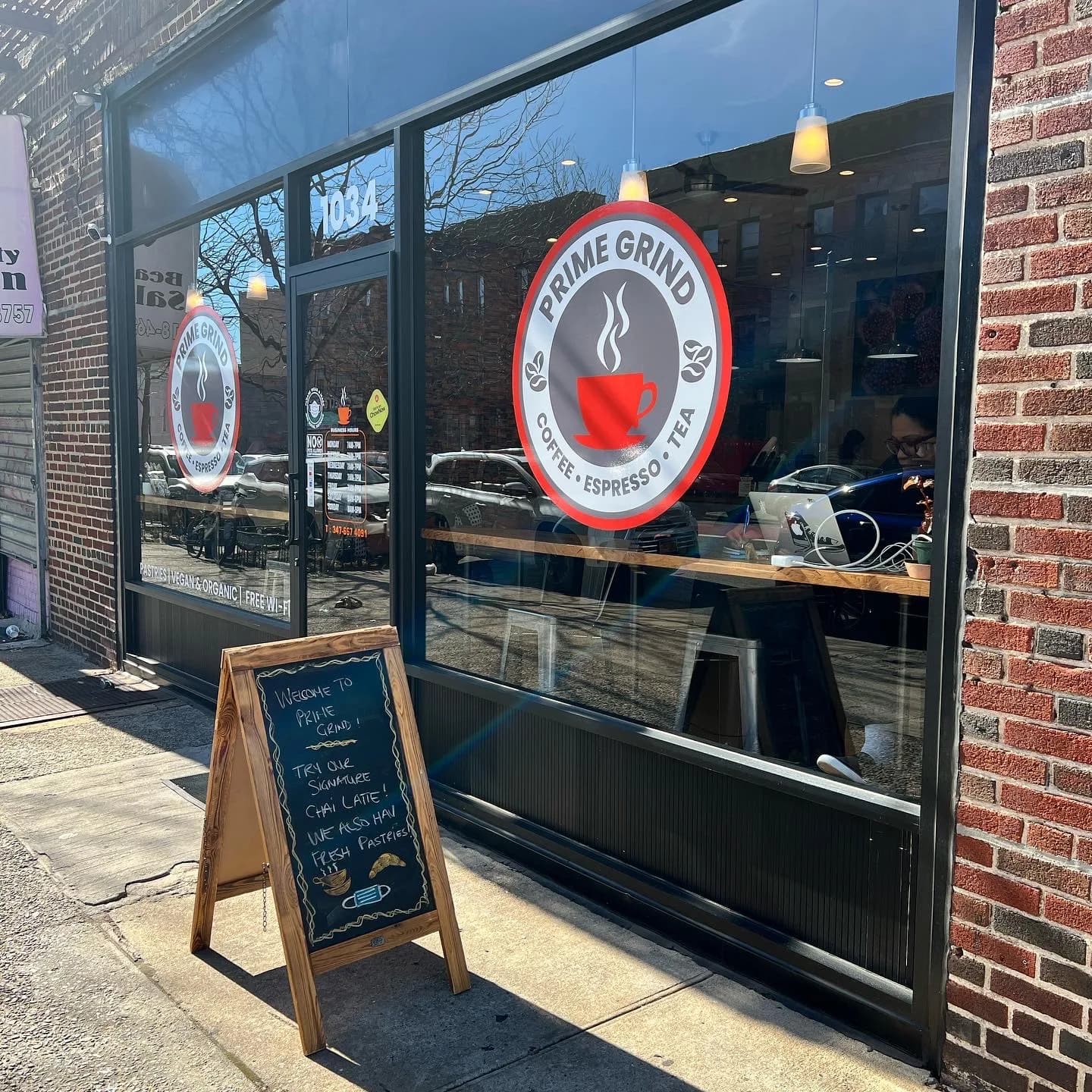 Prime Grind coffee & espresso in New York City, specialty coffee cafe