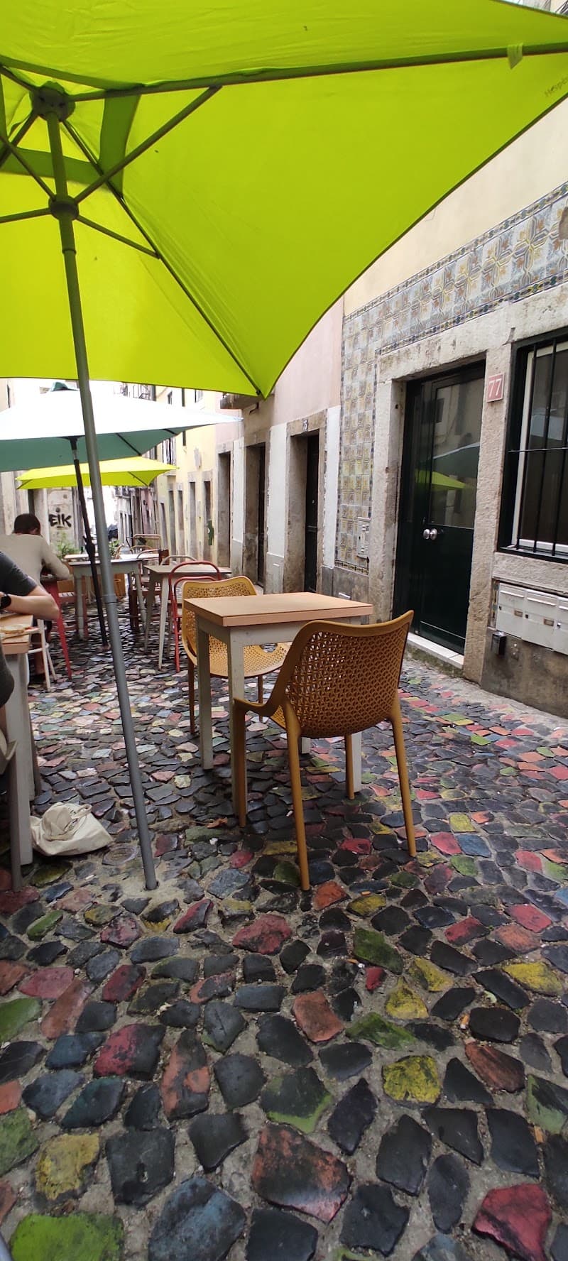 Quase Café in Lisbon, specialty coffee cafe