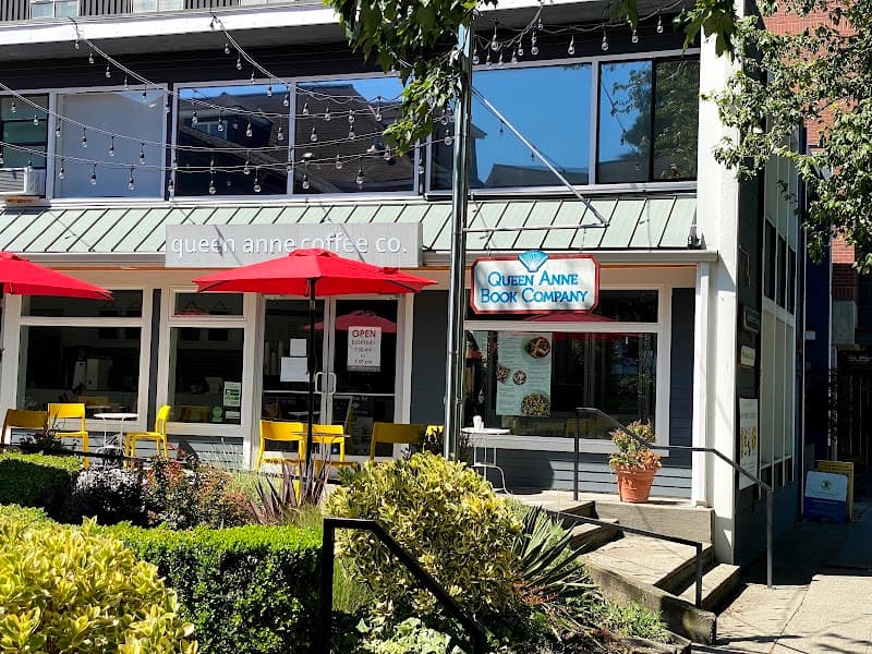 Queen Anne Coffee Co. in Seattle, specialty coffee cafe