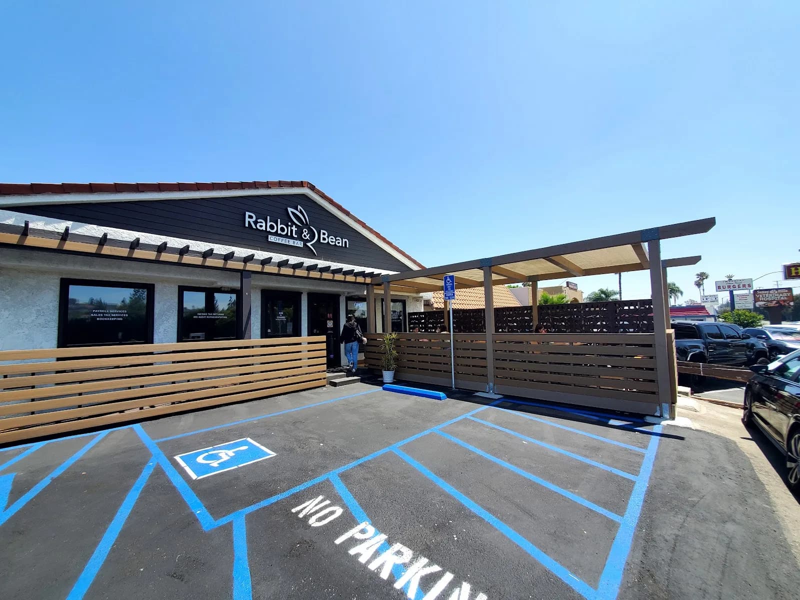 Rabbit and Bean Coffee Bar in La Habra, specialty coffee roaster
