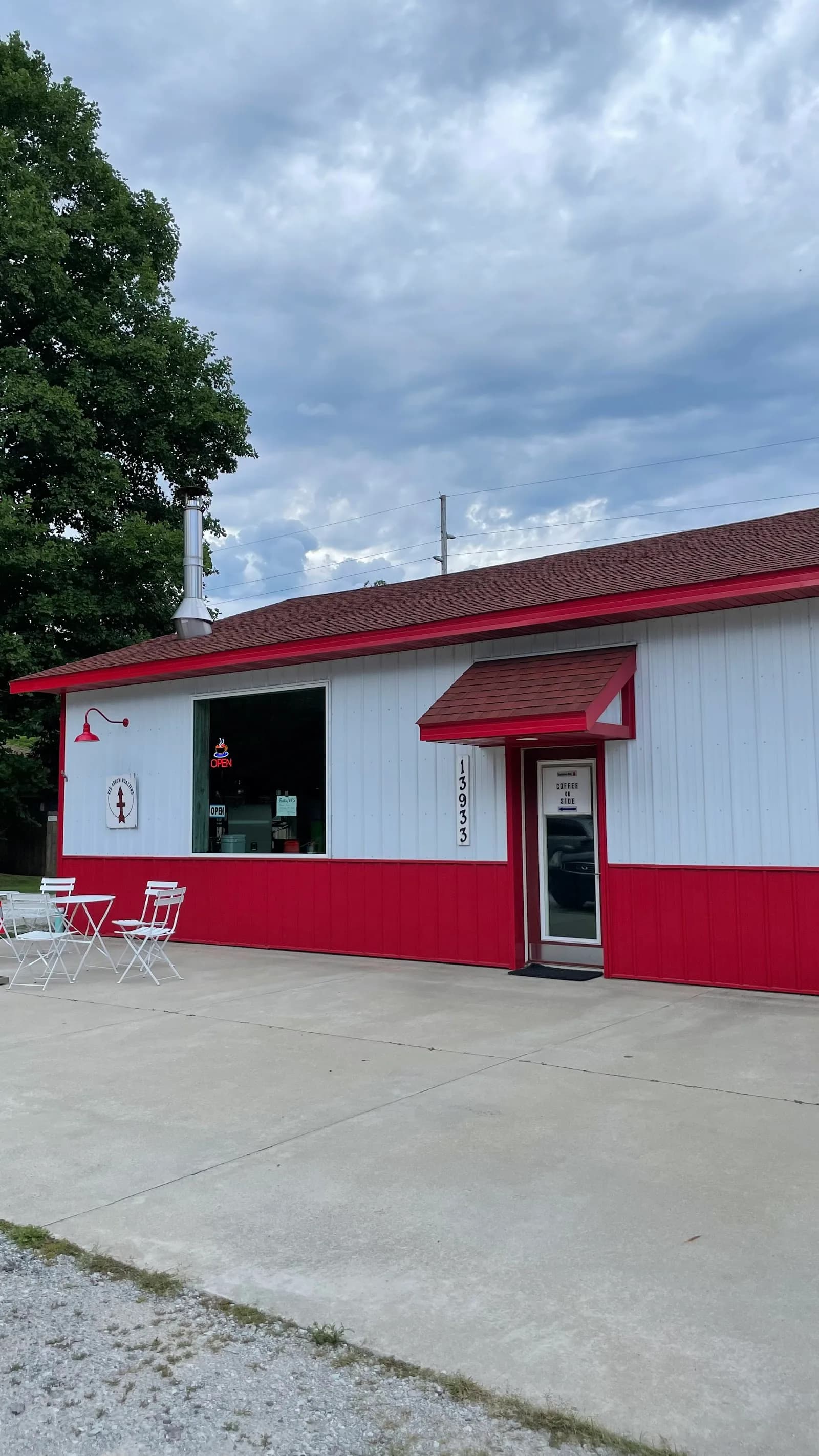 Red Arrow Roasters in Shorewood-Tower Hills-Harbert, specialty coffee roaster