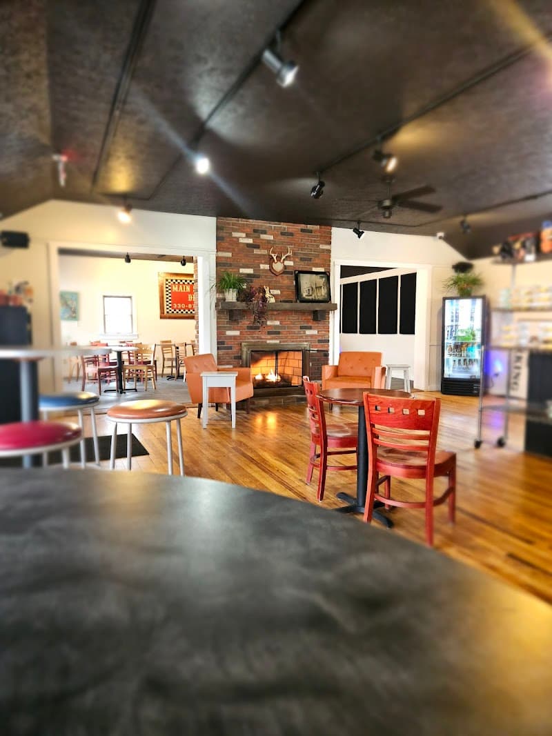 Rise Up Cafe by Main Street Deli in Canton, specialty coffee cafe