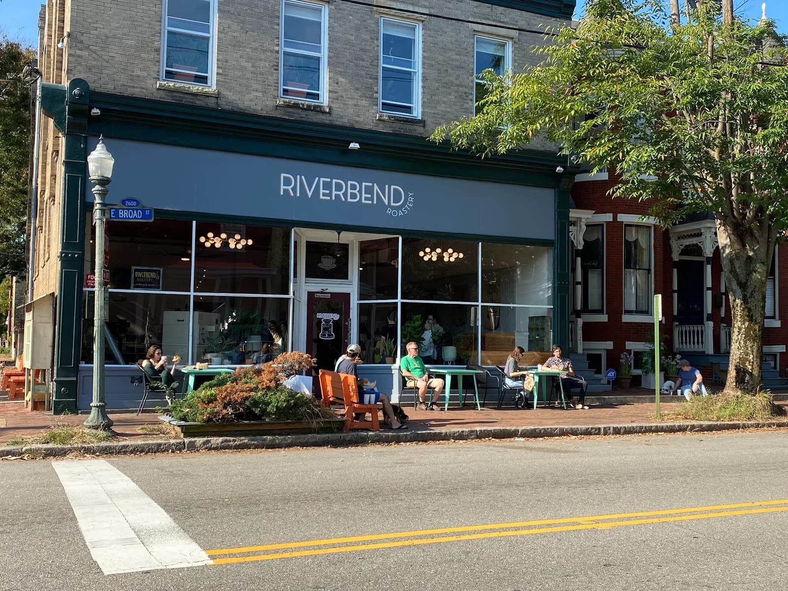 Riverbend Roastery in Richmond, specialty coffee cafe
