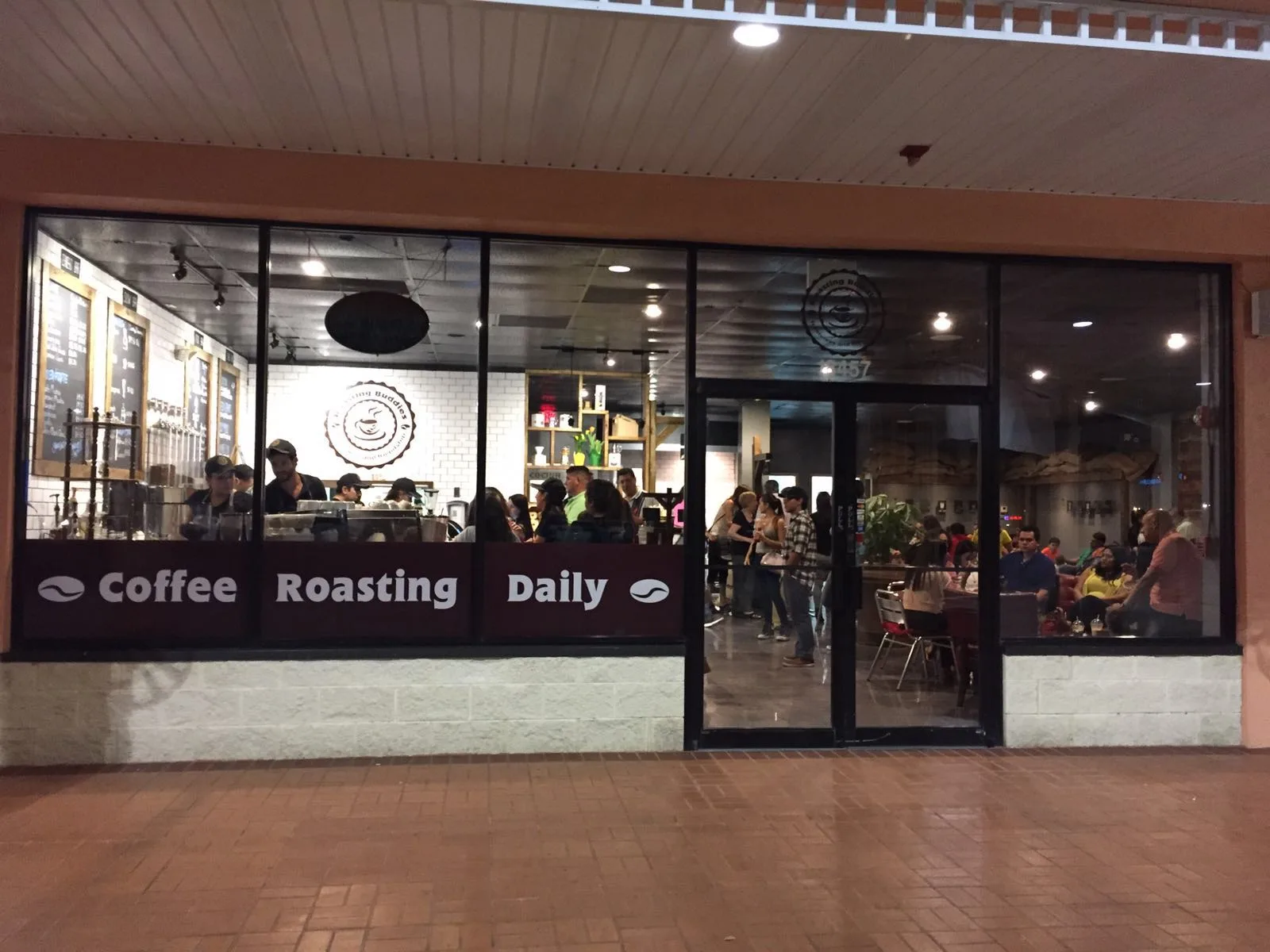 Roasting Buddies in Miami, specialty coffee cafe