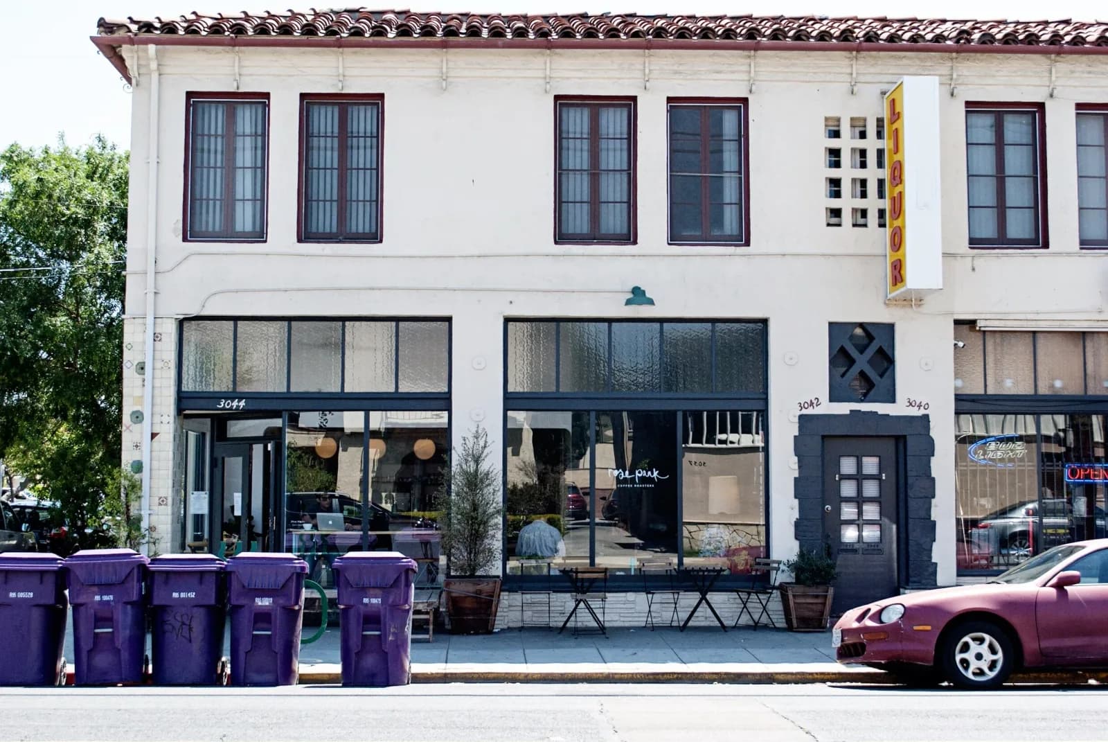 Rose Park Roasters in Los Angeles, specialty coffee cafe