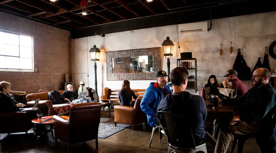 Smoky Hollow Roasters in Los Angeles, specialty coffee cafe