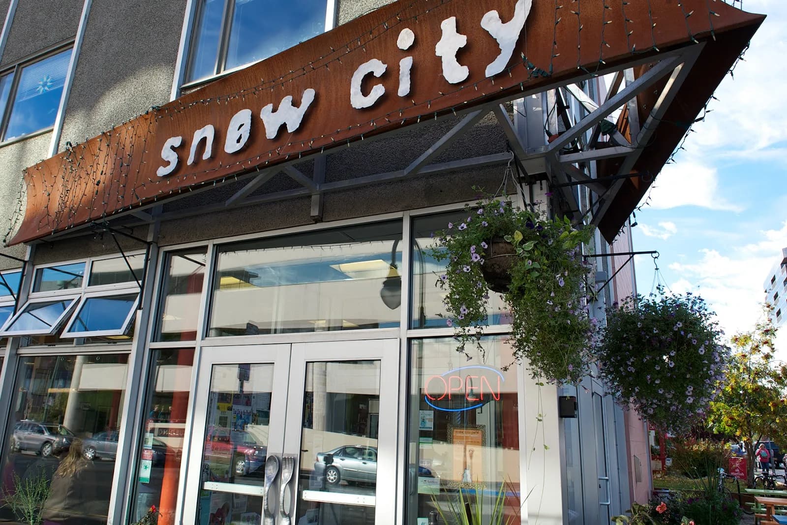 Snow City Cafe in Anchorage, specialty coffee cafe