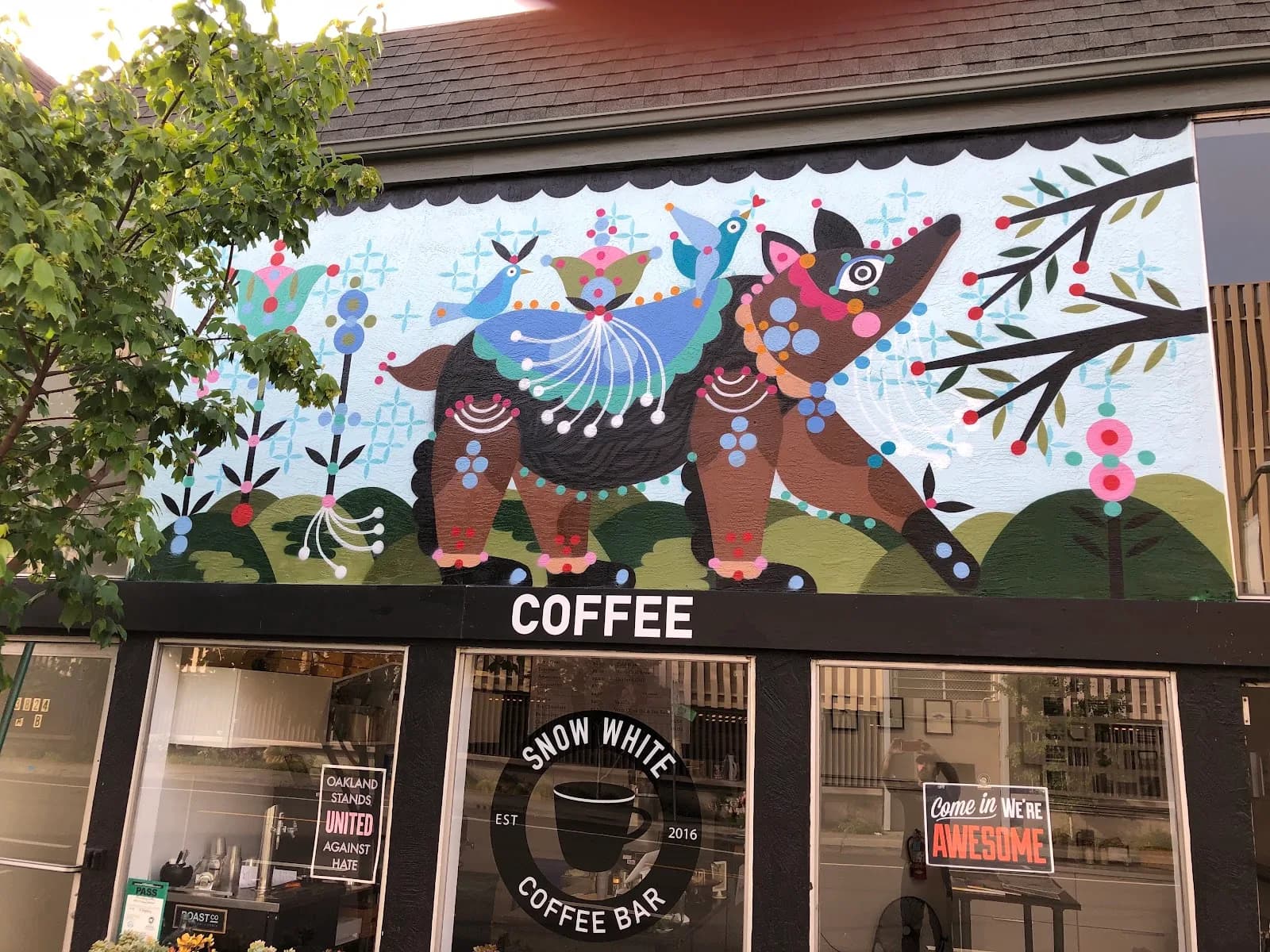 Snow White Coffee in San Francisco, specialty coffee cafe