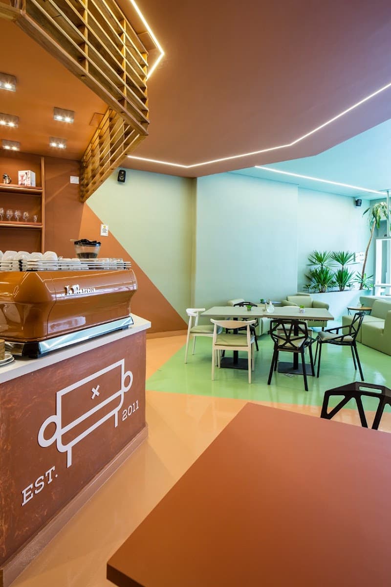 Sofá Café Pinheiros in São Paulo, specialty coffee cafe