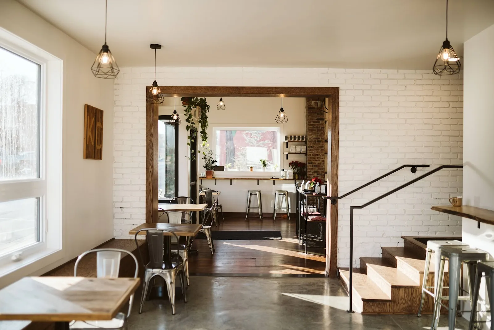 Splitlog Coffee Co. Coffee, Drive Thru, Roastery in Kansas City, specialty coffee cafe