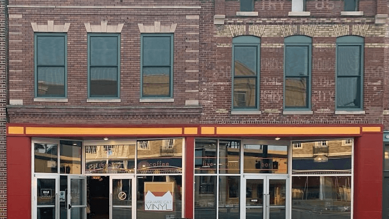 Square Cat Vinyl in Indianapolis, specialty coffee cafe