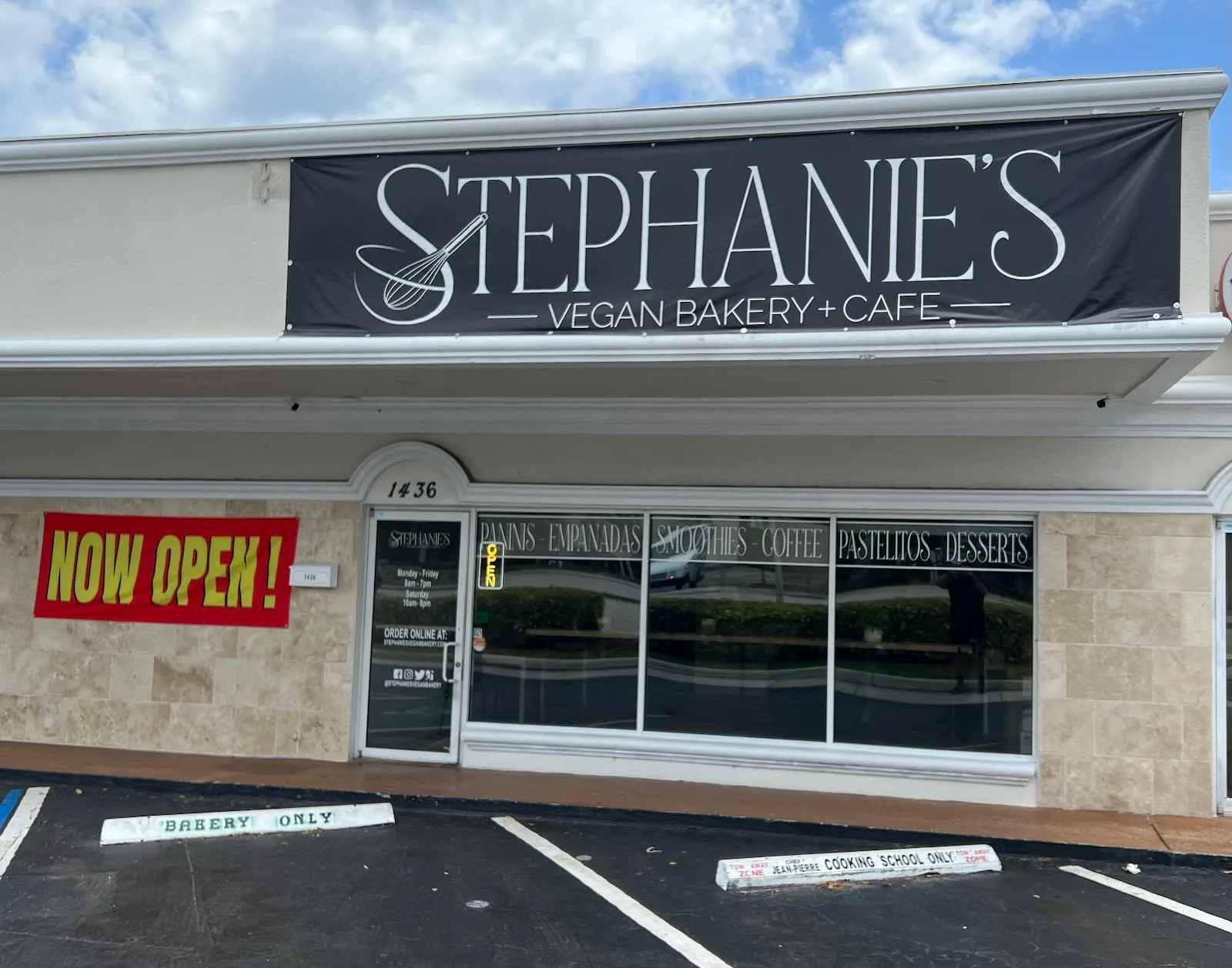 Stephanie's Vegan Bakery and Cafe in Miami, specialty coffee cafe