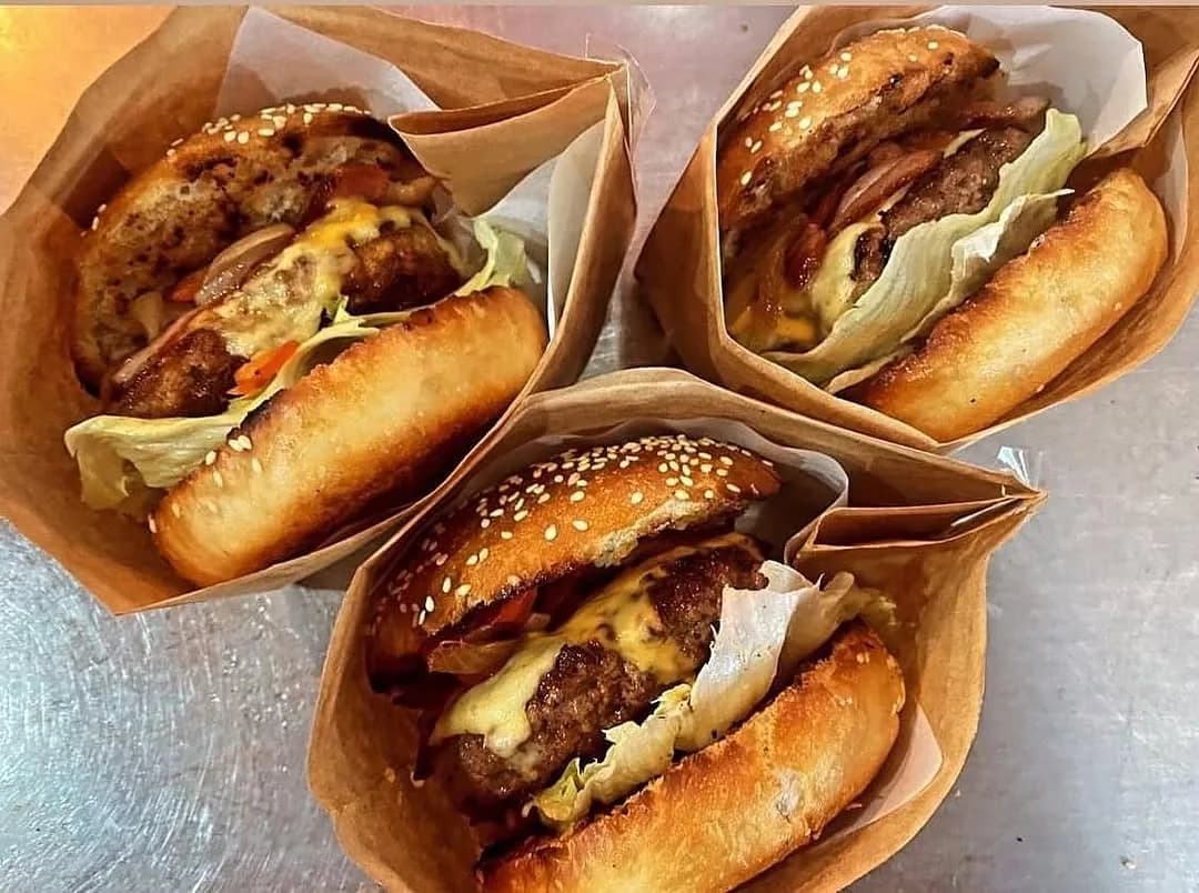 Street Fourth Burger & Coffee Roaster in Bangkok, specialty coffee roaster