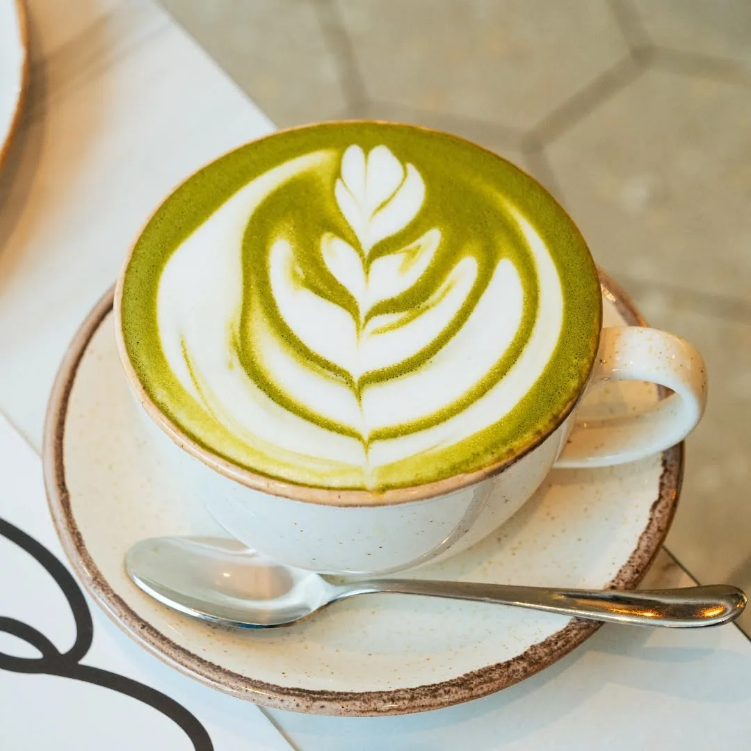Suela Café Bistro in London, specialty coffee cafe