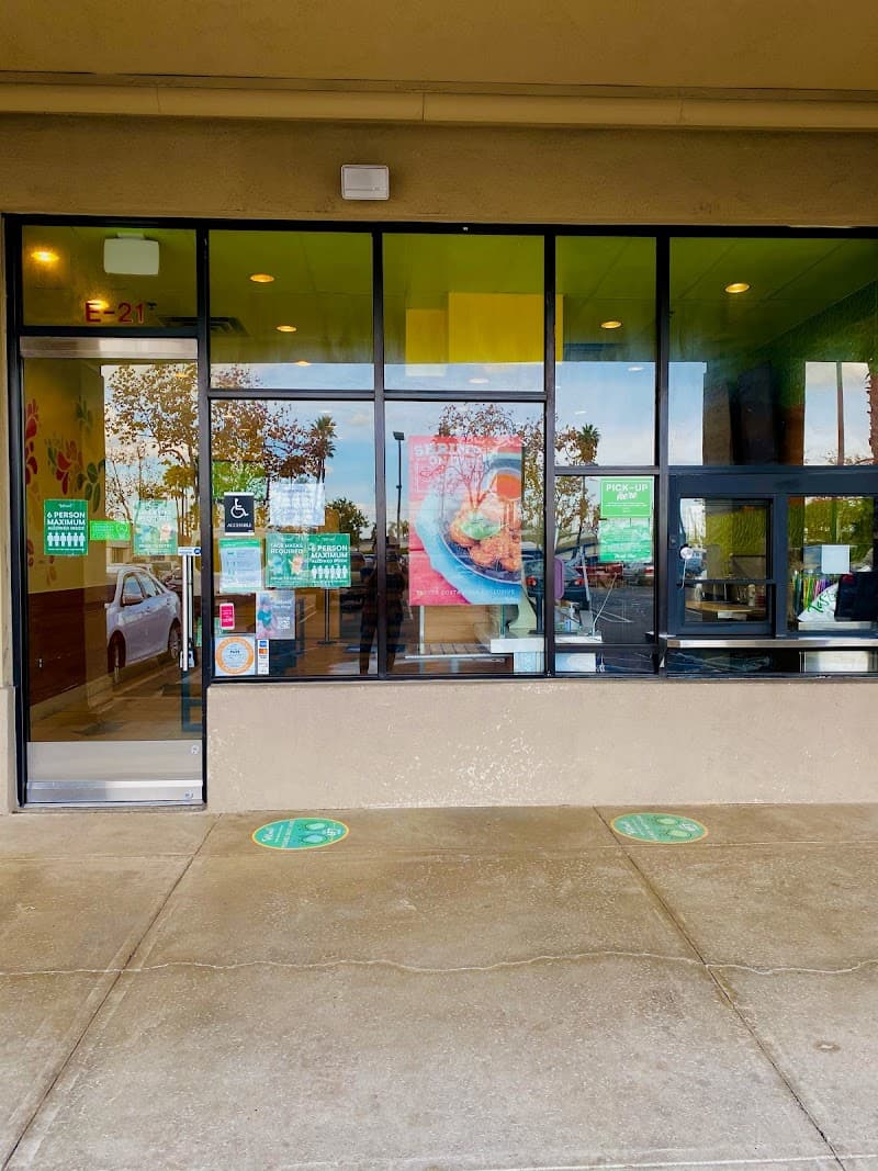 Tastea Costa Mesa in Costa Mesa, specialty coffee cafe